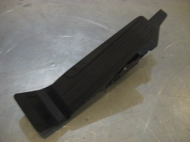 11 Nissan 370Z Gas Pedal Assy 18002 1NC0A R18950