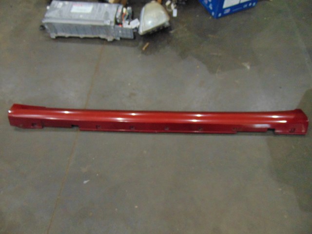 05 Infiniti G35 Sedan LH Side Skirt Moulding  R19033