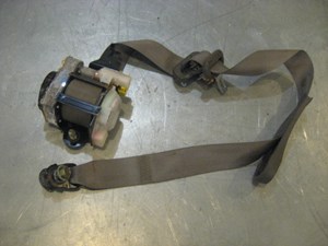 04 Acura RSX Front RH Seat Belt  R19059