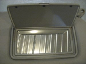04 Acura RSX RH Sun Visor  R19067
