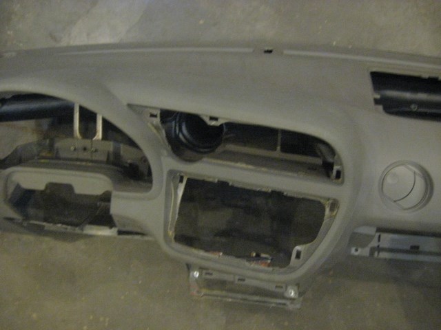 04 Acura RSX Base Dash Assembly  R19105