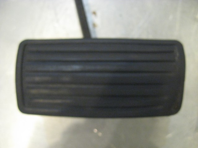 04 Acura RSX AT Brake Pedal  R19122