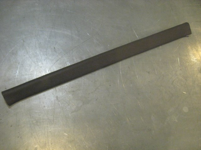 04 Acura RSX LH Driver Door Sill Trim Panel 84251 S6M A000 R19128