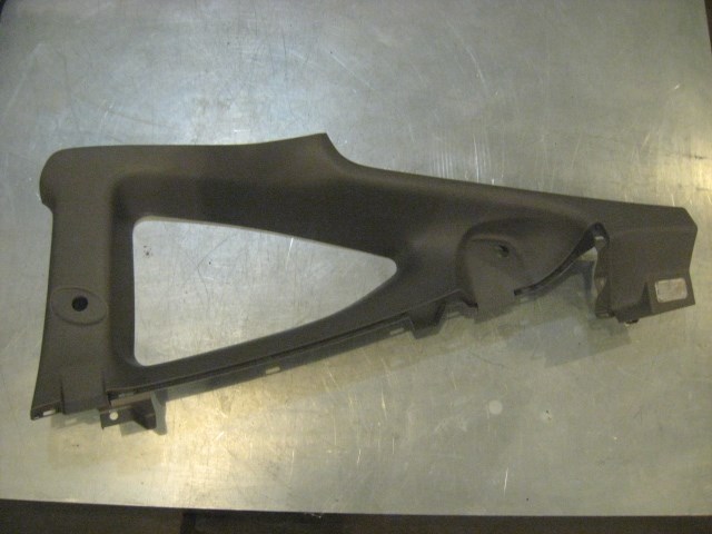 04 Acura RSX Rear RH Quarter Glass Trim 84130 S6M A010 R19173