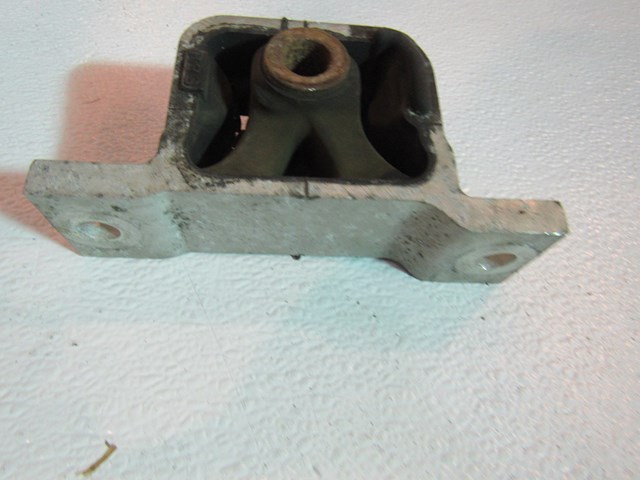 04 Acura RSX Auto Transmission Mount  R19202