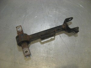 04 Acura RSX Rear RH Upper Control Arm  R19227