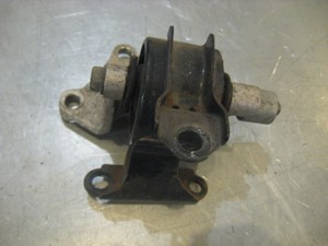 04 Acura RSX K20A3 Engine Mount  R19252