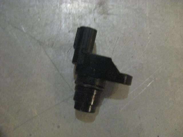 04 Acura RSX K20A3 Cam Position Sensor  R19267