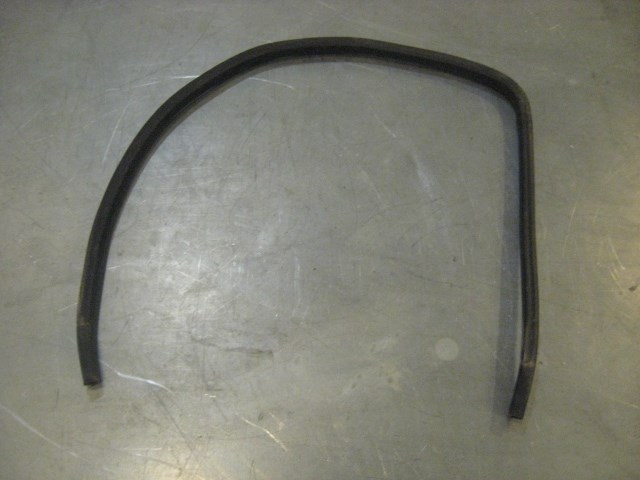 02 Subaru IMPREZA Rear RH Upper Door Seal  R19304