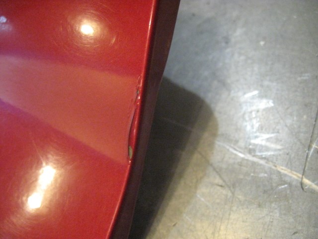 02 Subaru IMPREZA Sedan Gas Lid /W Cap  R19310