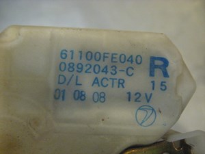 02 Subaru IMPREZA Rear RH Door Lock Actuator 61100 FE040 R19313