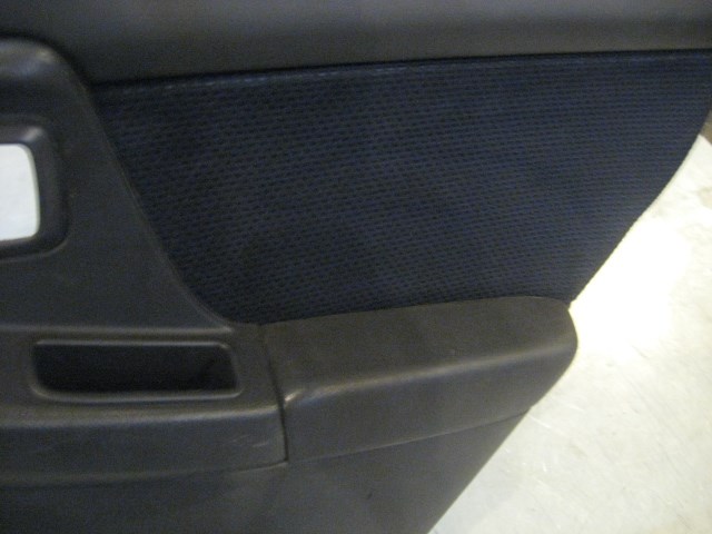 02 Subaru IMPREZA Sedan Rear RH Door Panel  R19316