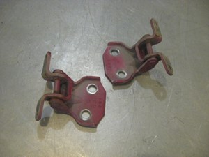 02 Subaru IMPREZA Sedan Front RH Door Hinge Set  R19327