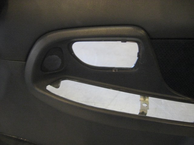 02 Subaru IMPREZA Front RH Door Panel  R19347