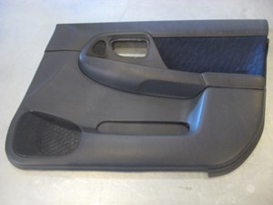 02 Subaru IMPREZA Front RH Door Panel  R19347