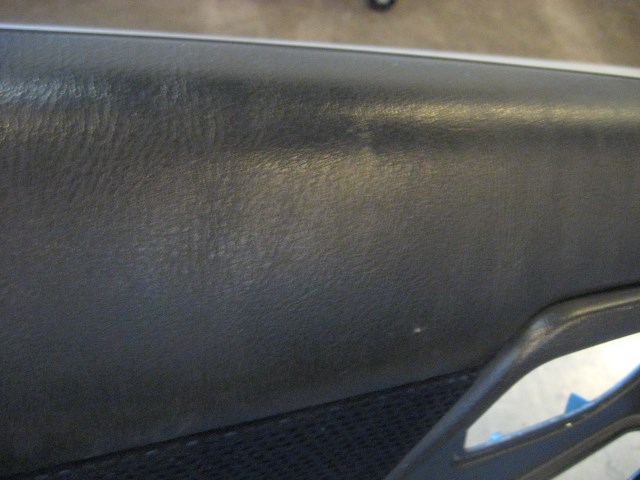 02 Subaru IMPREZA Sedan Front LH Door Panel  R19354