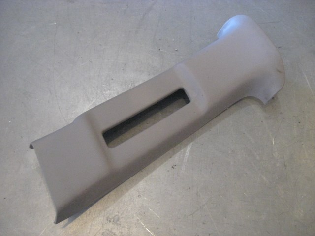 02 Subaru IMPREZA LH Upper B Pillar Trim Panel  R19359