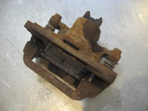 02 Subaru IMPREZA Rear RH Brake Caliper Assy  R19423