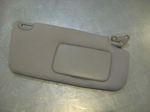 02 Subaru IMPREZA WRX RH Passenger Sun Visor  R19454