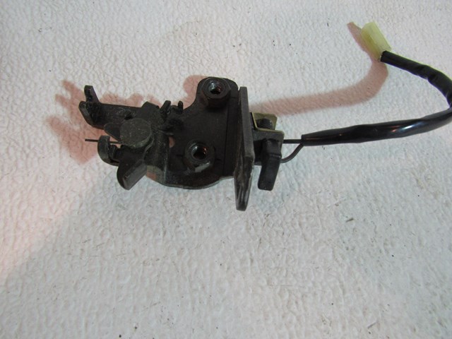 02 Subaru IMPREZA Sedan Trunk Latch  R19463