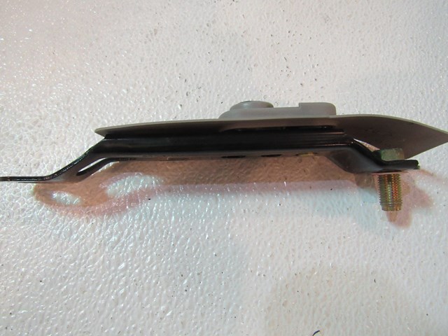 02 Subaru IMPREZA Sedan Rear LH Seat Belt Adjuster  R19472