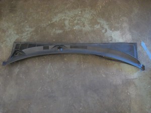 02 Subaru IMPREZA WRX Wiper Cowl Vent Panel 91411FE010 R19502