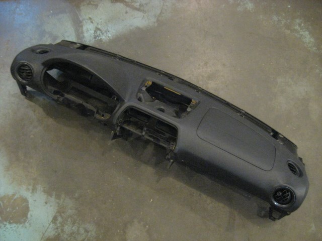 02 Subaru IMPREZA WRX Dash Assembly  R19533