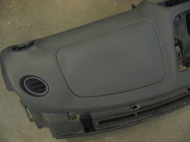 02 Subaru IMPREZA WRX Dash Assembly  R19533