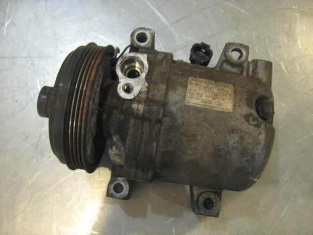 02 Subaru IMPREZA WRX AC Compressor Assy 73111FE021 R19551
