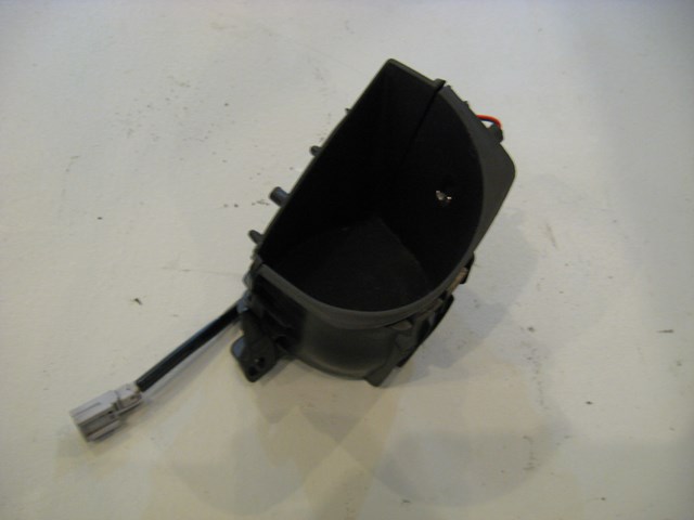 06 Nissan 350Z In Door Cup Holder /W Light  R6961