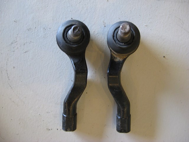 06 Nissan 350Z Tie Rod Ends  R6985