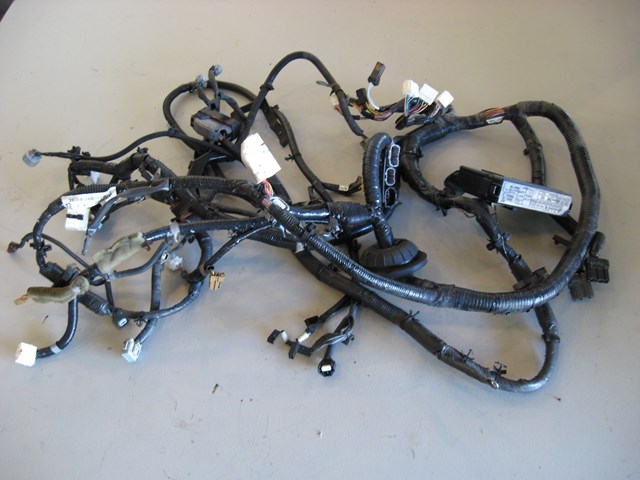 06 Nissan 350Z Engine Bay Wiring Harness 24012 CF40A R7024