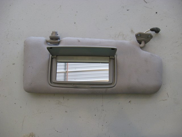 06 Nissan 350Z RH Sun Visor  R7058