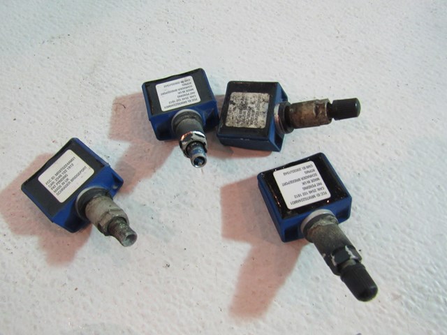 06 Nissan 350Z Tire Pressure Sensors  R7144