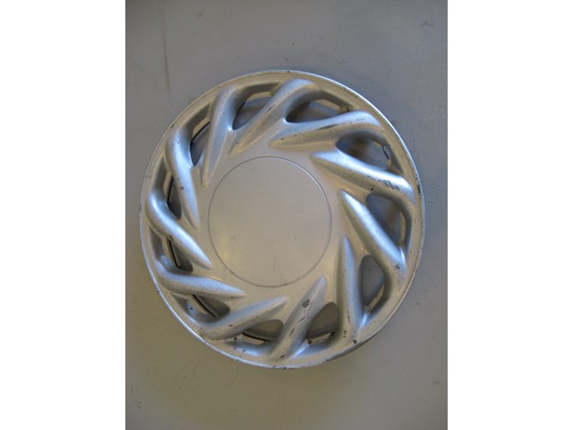 97 Subaru IMPREZA Wheel Hubcap  R7153