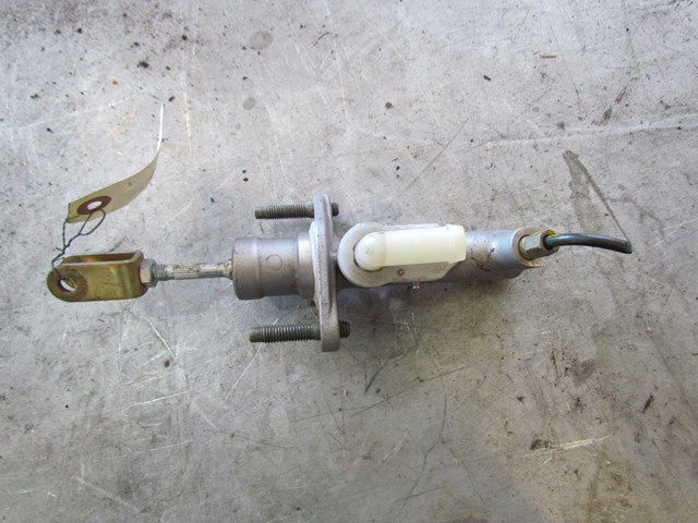 2006 Nissan 350Z Clutch Master Cylinder OEM R7289