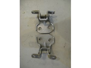 02 Subaru IMPREZA Front RH Door Hinges  R7421