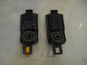 2002 Subaru IMPREZA WRX Radiator Brackets OEM R7424
