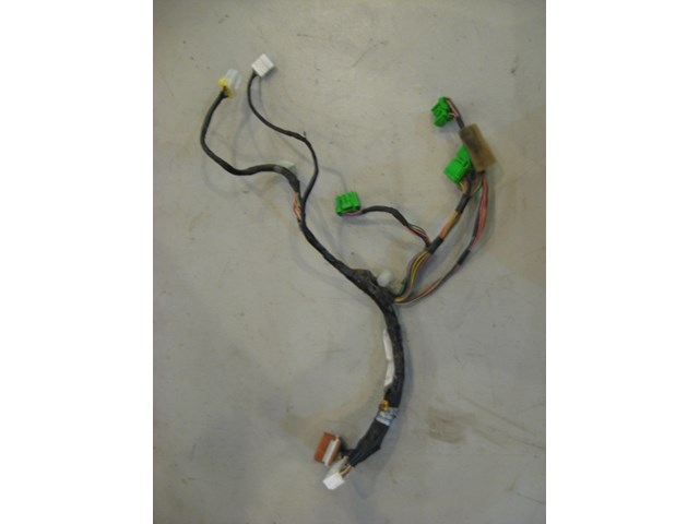 02 Subaru IMPREZA WRX Front RH Door Wire Harness 81302FE000 R7429