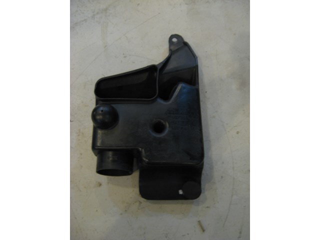 02 Subaru IMPREZA RS Air Intake Tube  R7605