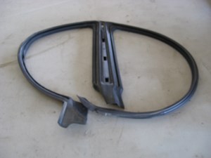 02 Subaru IMPREZA RS RH ABC Body Seal  R7622