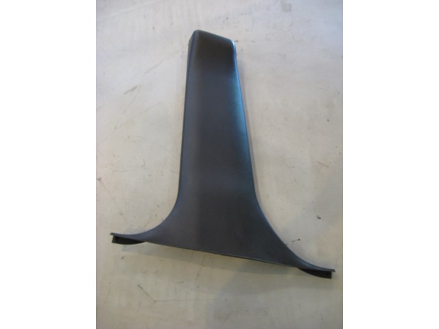 02 Subaru IMPREZA RS Lower LH B Pillar Trim Panel  R7693