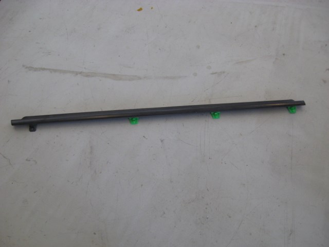 02 Subaru IMPREZA RS Front RH Window Seal  R7717