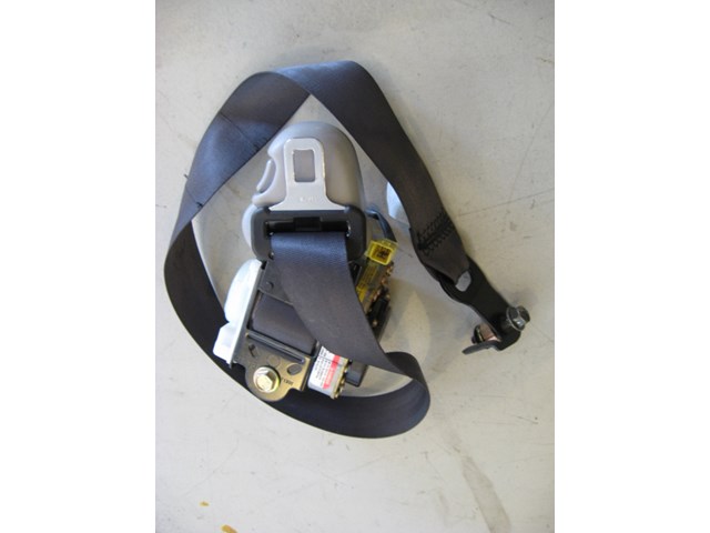02 Subaru IMPREZA RS Front RH Seat Belt  R7746