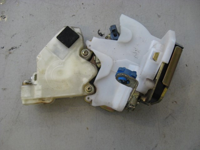 02 Subaru IMPREZA RS Rear LH Door Lock Actuator  R7761