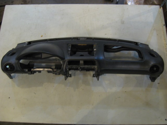 02 Subaru IMPREZA RS Dash Assembly  R7885