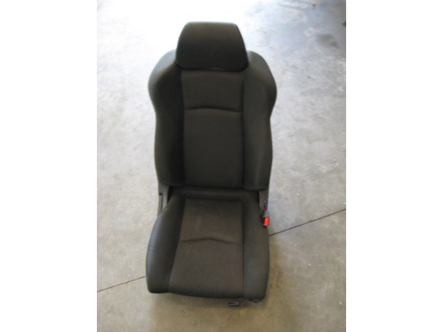 06 Nissan 350Z RH Passenger Cloth Seat  R7943