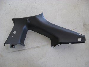 06 Nissan 350Z RH Passenger BC Pillar  R7948