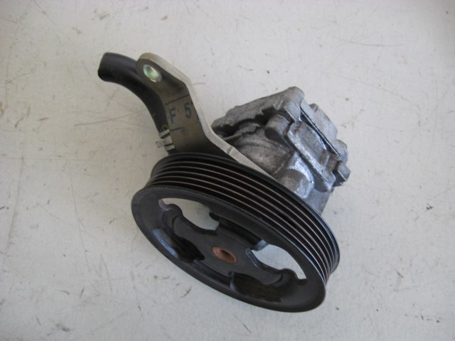 06 Nissan 350Z Power Steering Pump  R8059