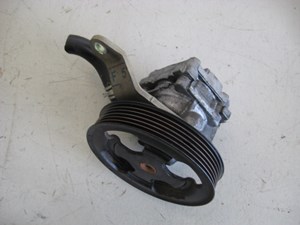 06 Nissan 350Z Power Steering Pump  R8059
